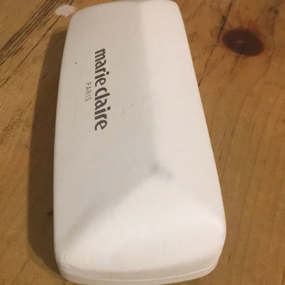 Marie Claire glasses/sunglasses case